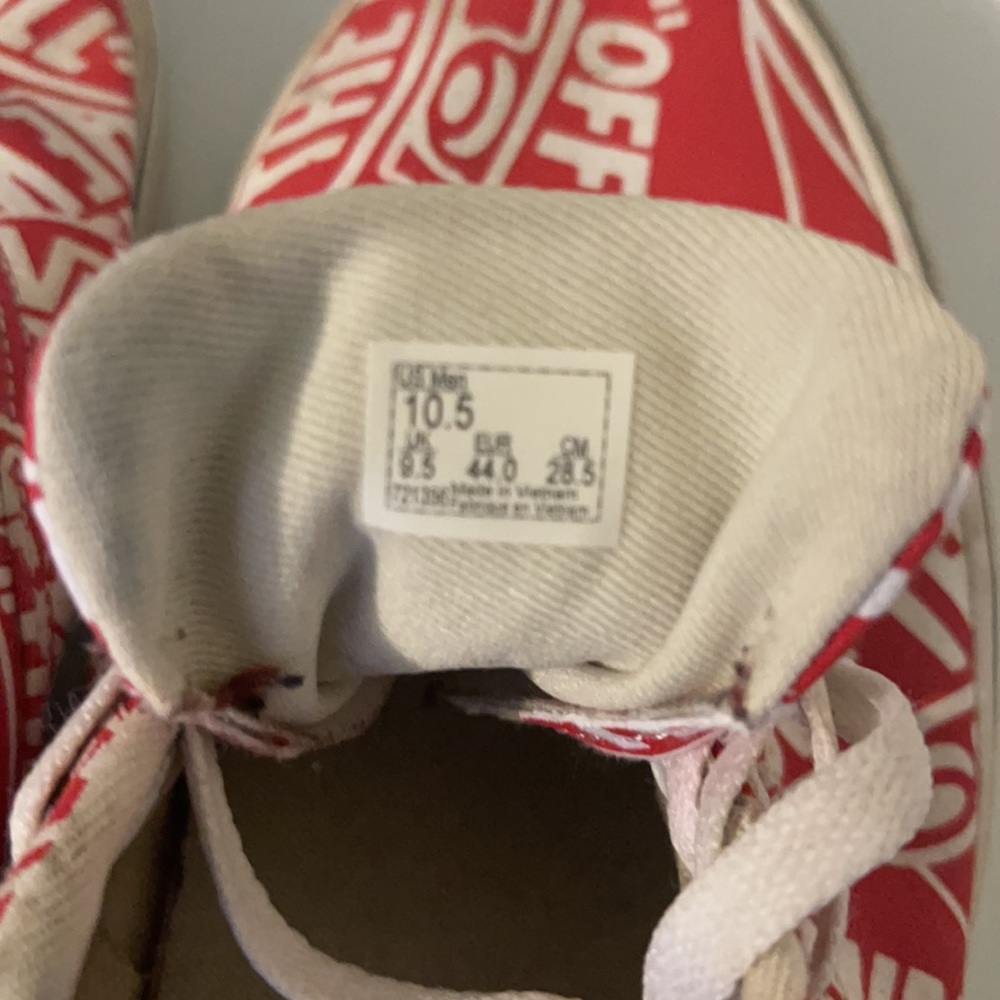 Vans - Picture 4 of 5